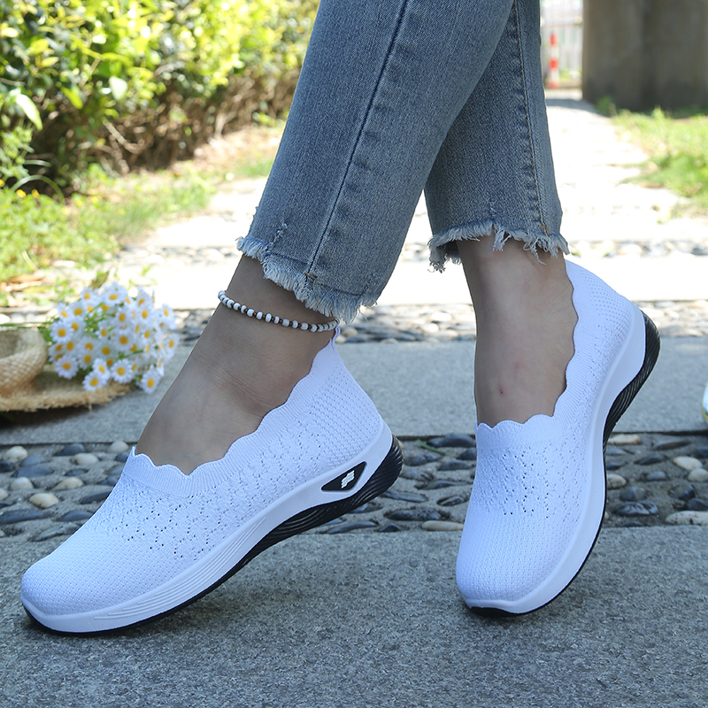 White Scalloped Edge Knit Slip - Casual Sneaker Low recensione e prezzo