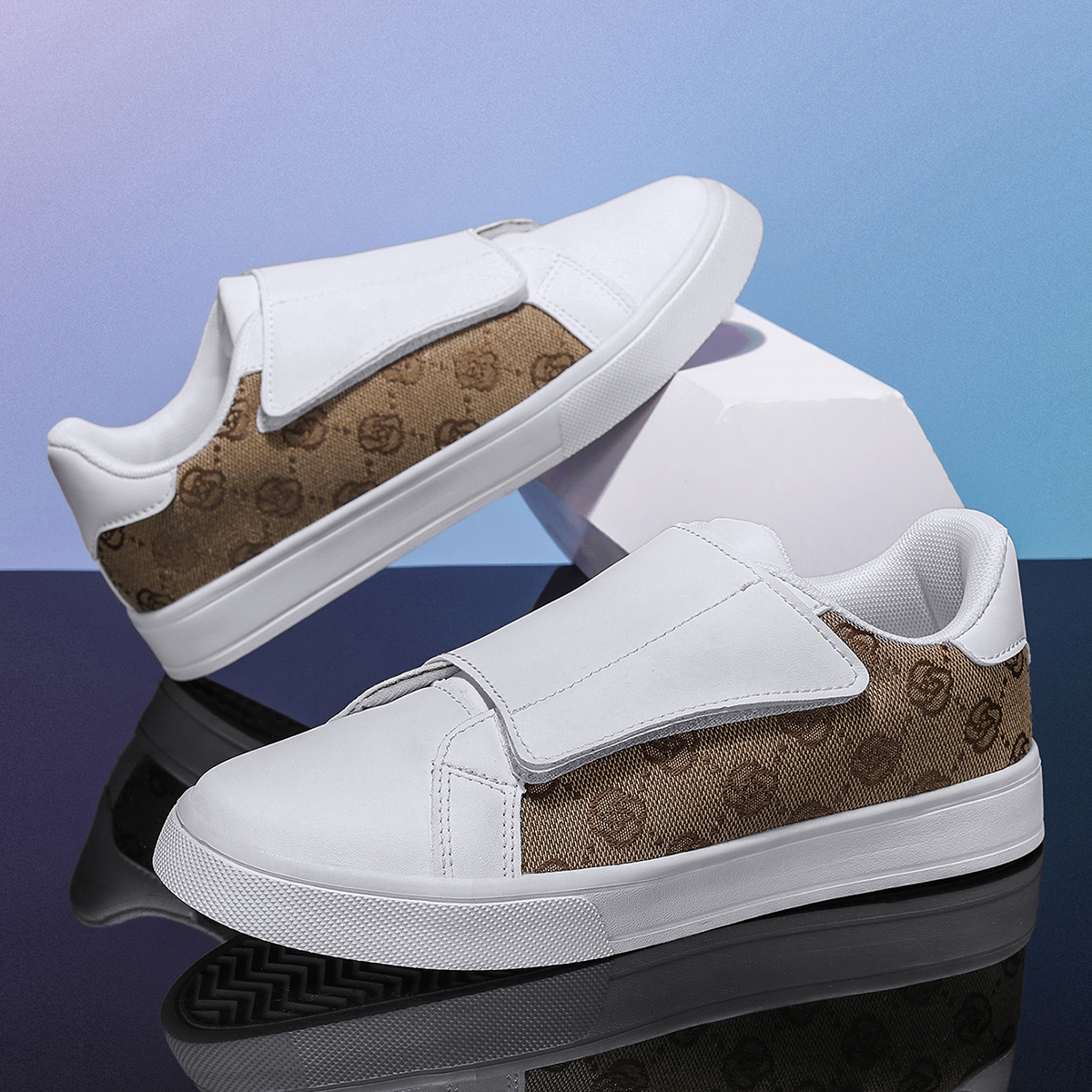 2026 New Men's Vintage Print V - Casual Sneaker Low recensione e prezzo